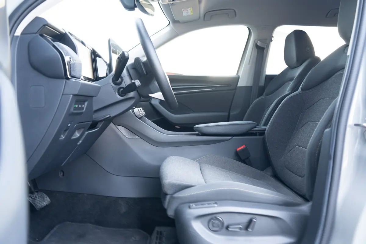 1.5 TSI MHEV 150pk Tour Edition | Adaptive Cruise | Dodehoeksensor | Camera | Elektrische Bestuurdersstoel