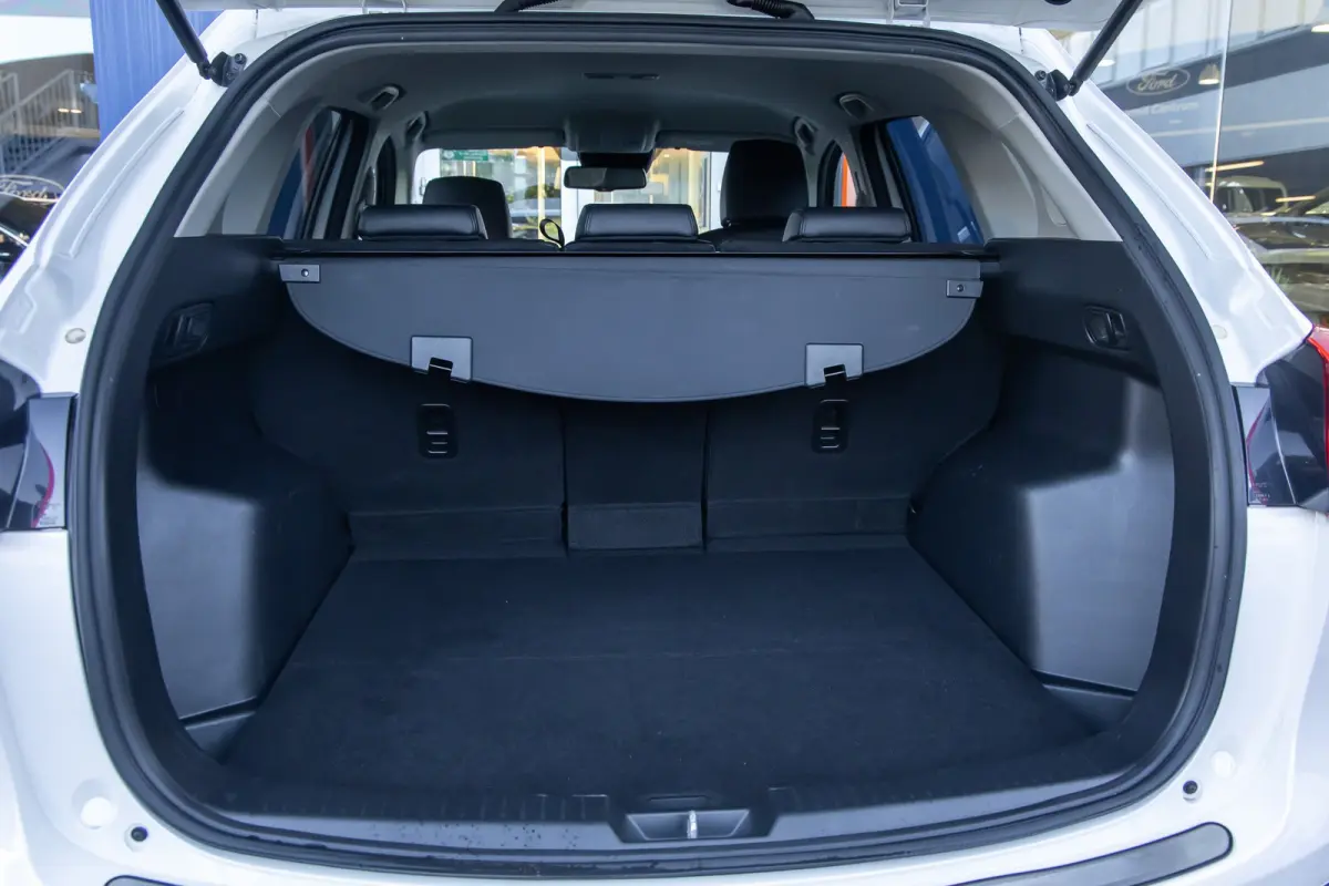 2.0 SkyActiv-G 165 GT-M Line 2WD | Trekhaak | Camera | Memory | Bose audio | Leder | Navigatie | Voorstoelen verwarmd | Achteruitrijcamera standaard | Cruise control | Electrische stoelen me