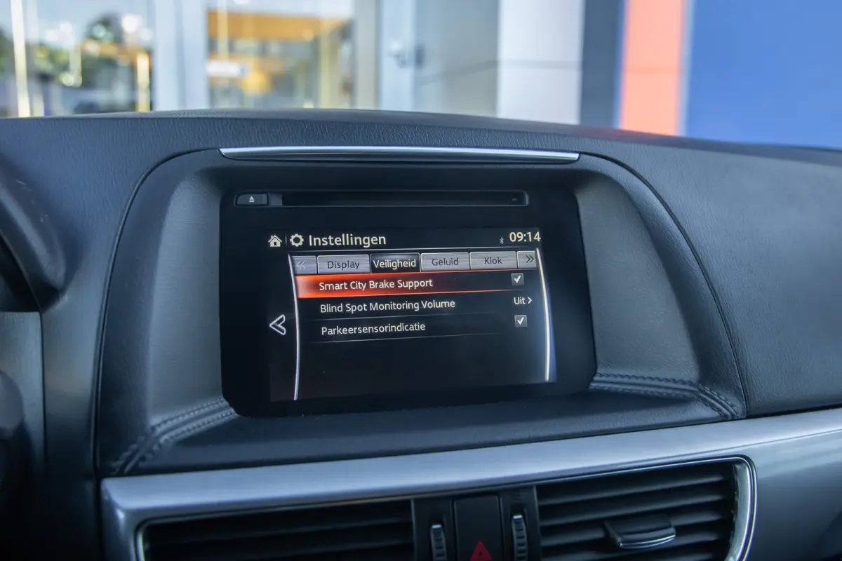 2.0 SkyActiv-G 165 GT-M Line 2WD | Trekhaak | Camera | Memory | Bose audio | Leder | Navigatie | Voorstoelen verwarmd | Achteruitrijcamera standaard | Cruise control | Electrische stoelen me