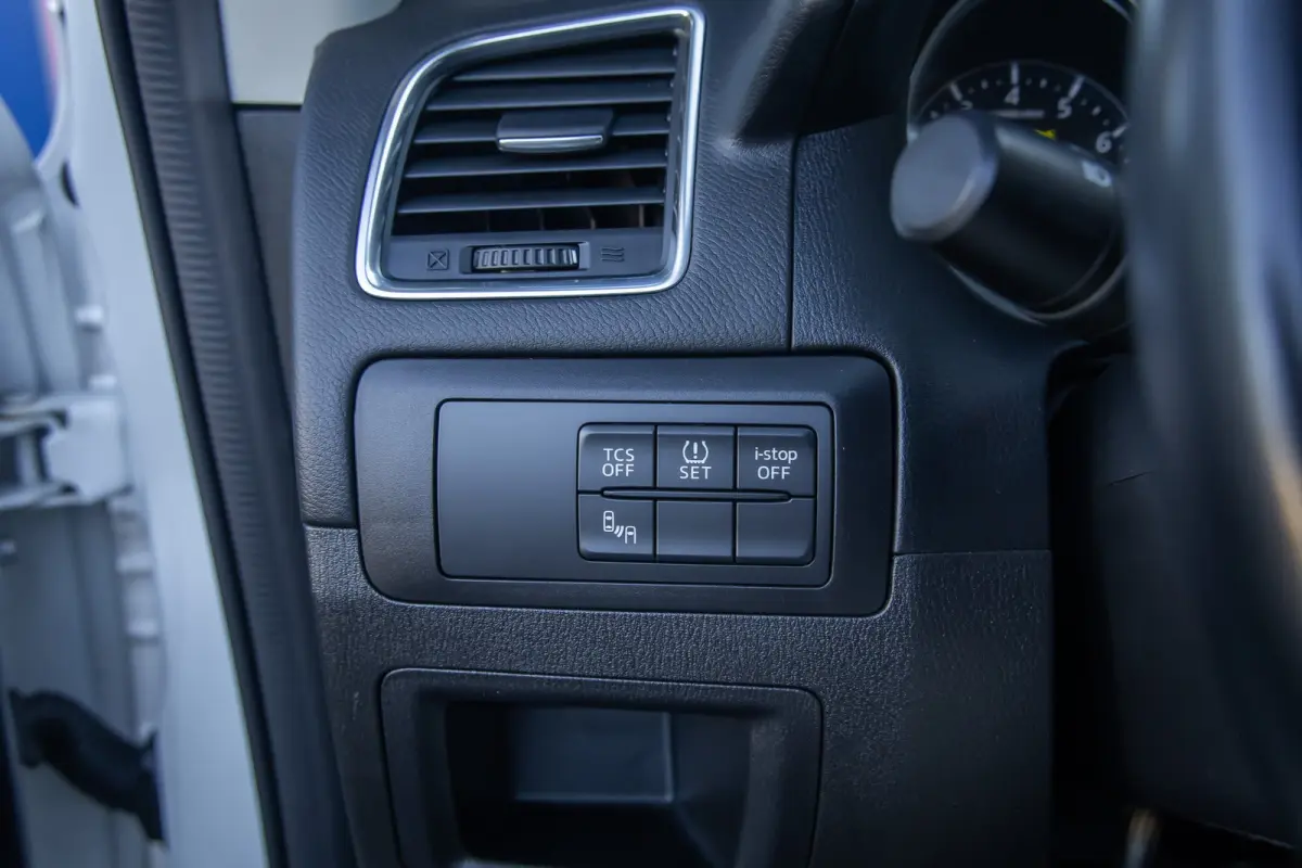 2.0 SkyActiv-G 165 GT-M Line 2WD | Trekhaak | Camera | Memory | Bose audio | Leder | Navigatie | Voorstoelen verwarmd | Achteruitrijcamera standaard | Cruise control | Electrische stoelen me