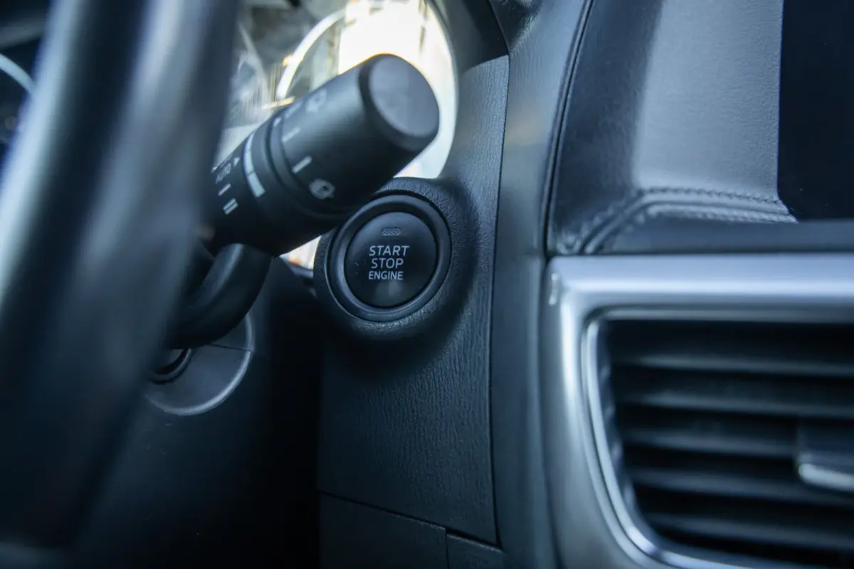 2.0 SkyActiv-G 165 GT-M Line 2WD | Trekhaak | Camera | Memory | Bose audio | Leder | Navigatie | Voorstoelen verwarmd | Achteruitrijcamera standaard | Cruise control | Electrische stoelen me