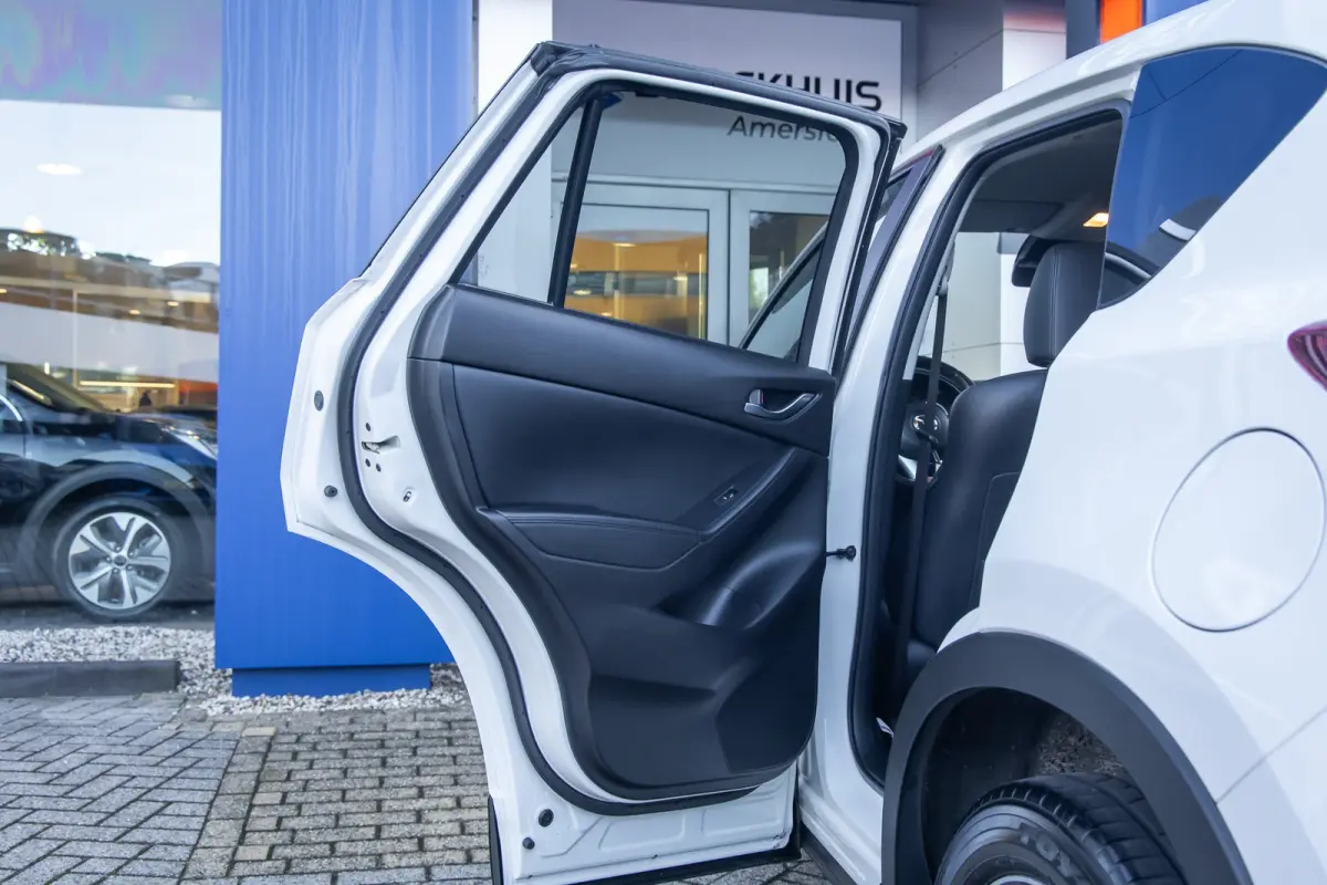 2.0 SkyActiv-G 165 GT-M Line 2WD | Trekhaak | Camera | Memory | Bose audio | Leder | Navigatie | Voorstoelen verwarmd | Achteruitrijcamera standaard | Cruise control | Electrische stoelen me