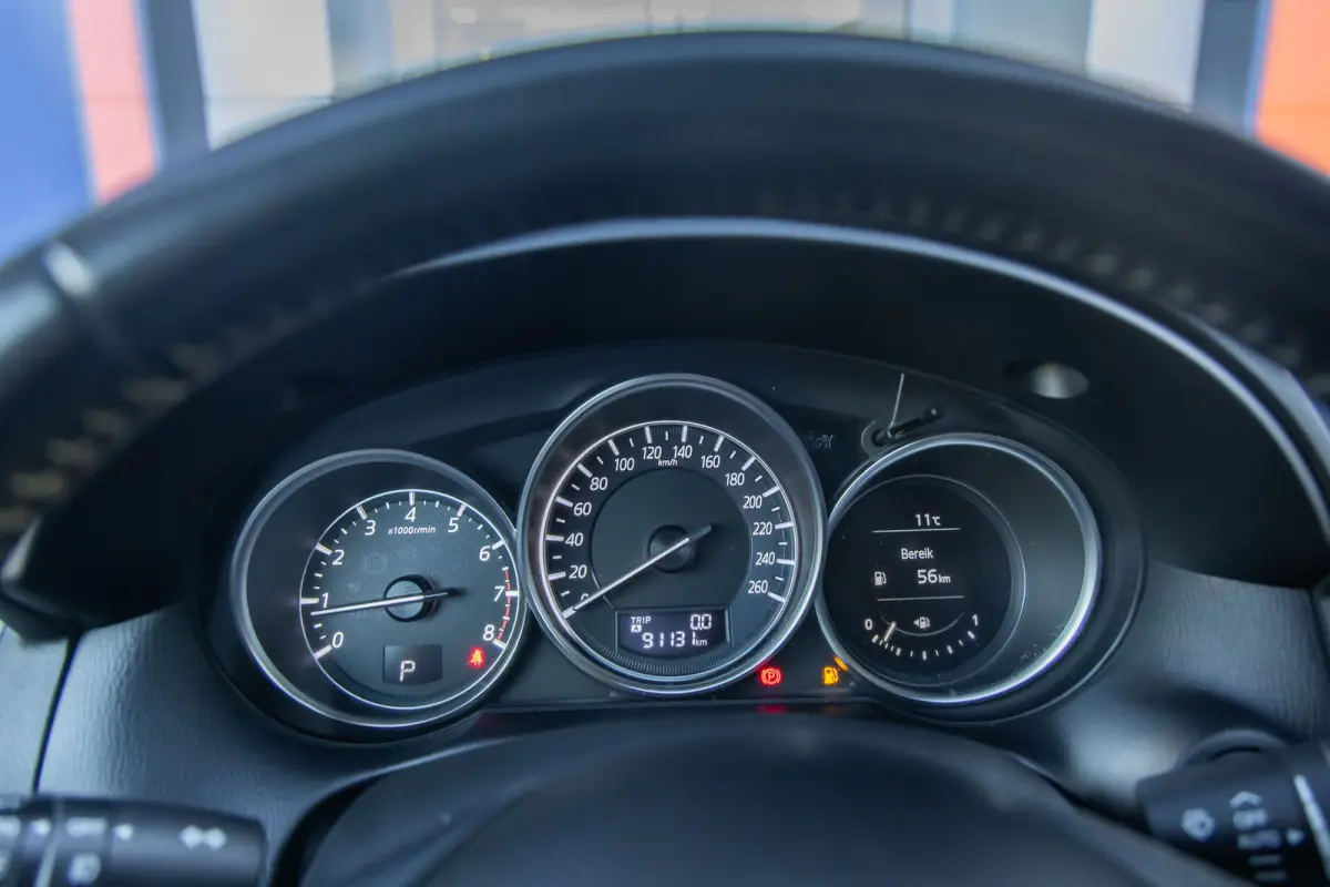 2.0 SkyActiv-G 165 GT-M Line 2WD | Trekhaak | Camera | Memory | Bose audio | Leder | Navigatie | Voorstoelen verwarmd | Achteruitrijcamera standaard | Cruise control | Electrische stoelen me