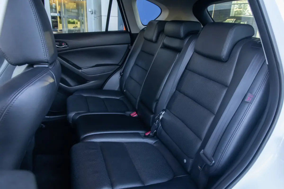 2.0 SkyActiv-G 165 GT-M Line 2WD | Trekhaak | Camera | Memory | Bose audio | Leder | Navigatie | Voorstoelen verwarmd | Achteruitrijcamera standaard | Cruise control | Electrische stoelen me