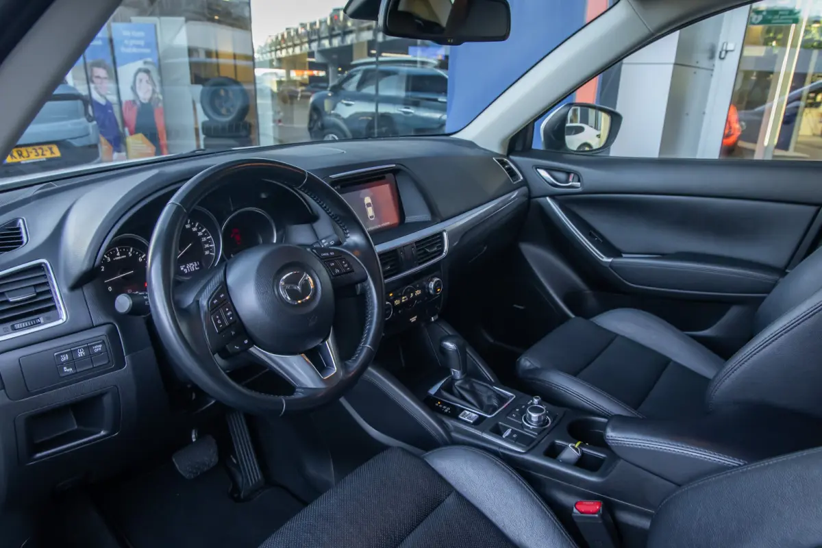 2.0 SkyActiv-G 165 GT-M Line 2WD | Trekhaak | Camera | Memory | Bose audio | Leder | Navigatie | Voorstoelen verwarmd | Achteruitrijcamera standaard | Cruise control | Electrische stoelen me