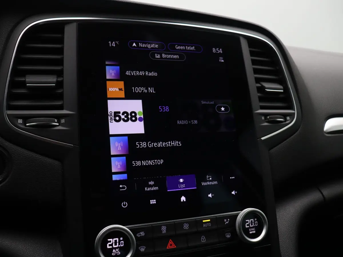 1.3 TCe Business Edition One | Trekhaak | Heads up display | Elektrisch verstelbare stoelen | 1ste Eigenaar |