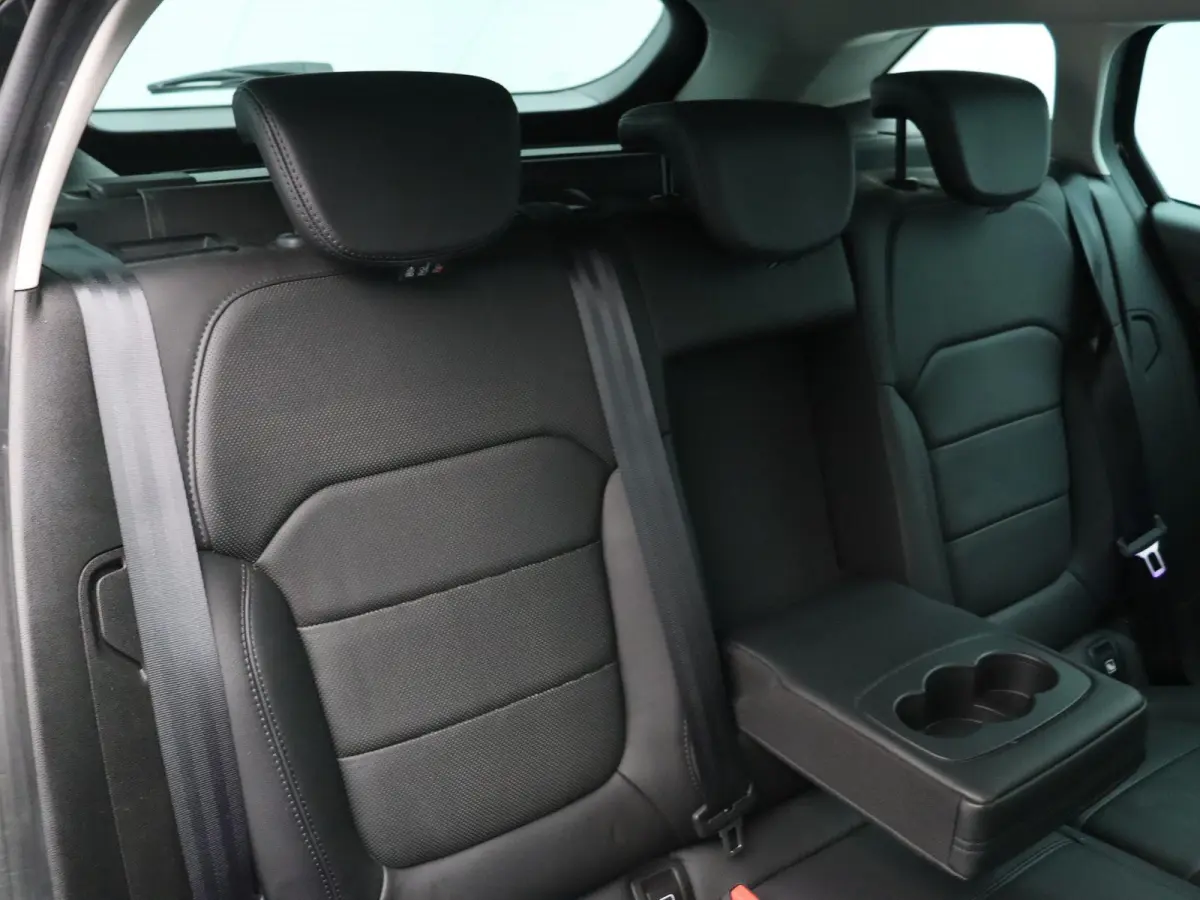1.3 TCe Business Edition One | Trekhaak | Heads up display | Elektrisch verstelbare stoelen | 1ste Eigenaar |