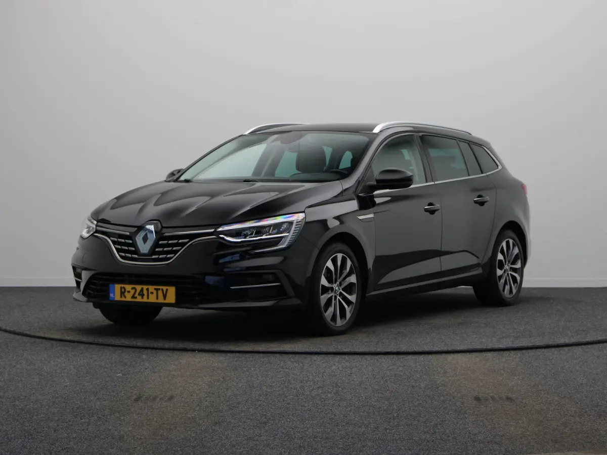 1.3 TCe Business Edition One | Trekhaak | Heads up display | Elektrisch verstelbare stoelen | 1ste Eigenaar |