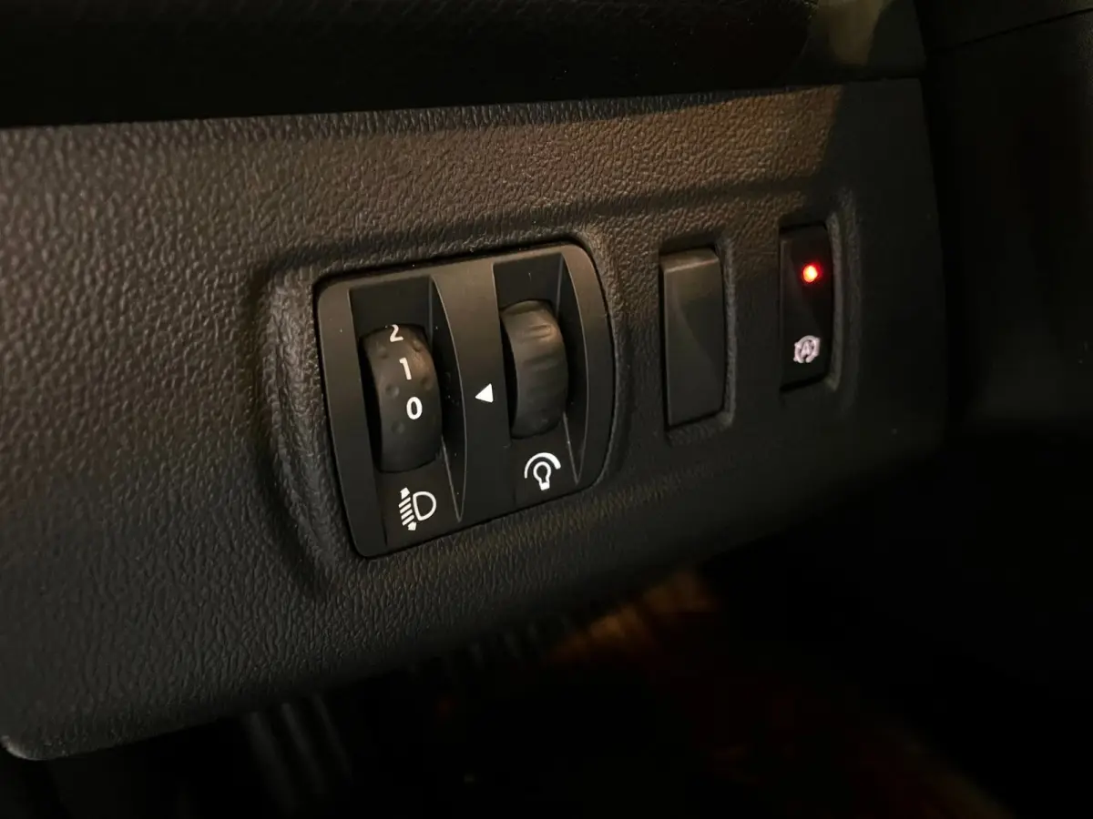 0.9 TCe Zen NAVI AIRCO CRUISECONTROL