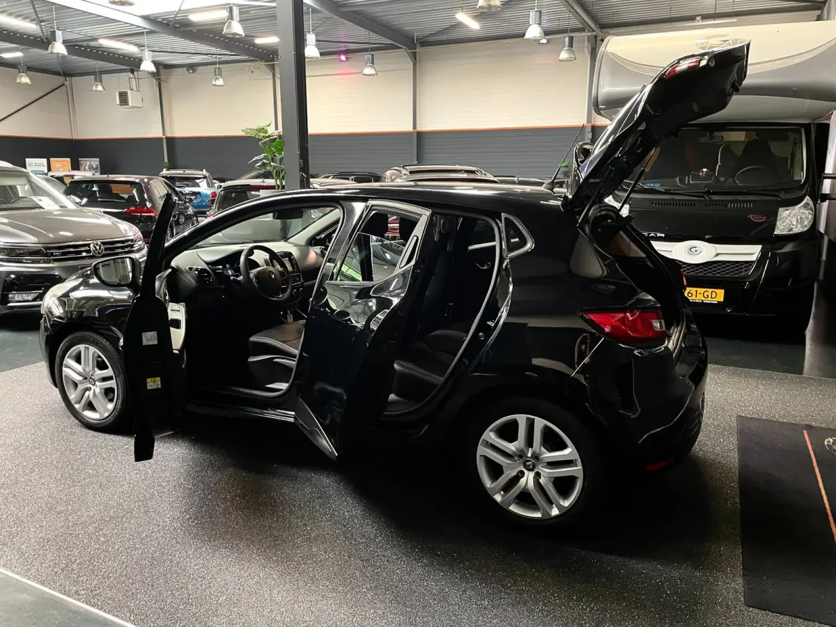 0.9 TCe Zen NAVI AIRCO CRUISECONTROL