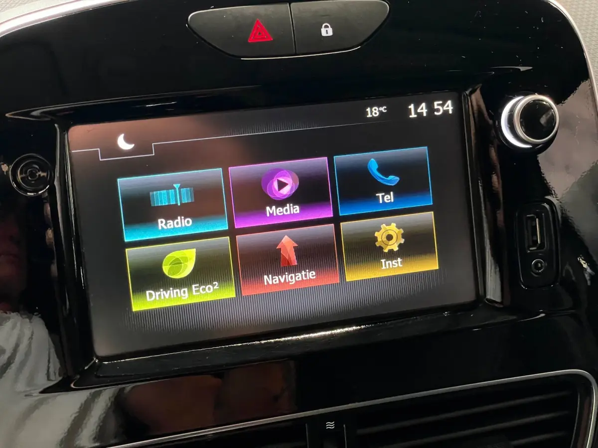 0.9 TCe Zen NAVI AIRCO CRUISECONTROL