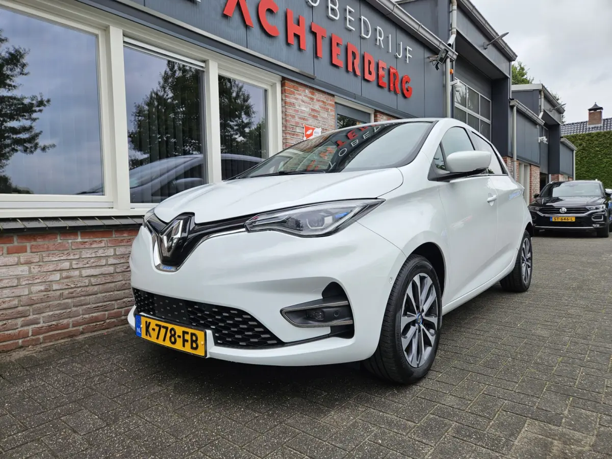 R135 Intens 52 kWh Koopaccu! SOH 94%! LED! Camera! NAP! Airco/Clima! PDC! Cruise Control! Navigatie!