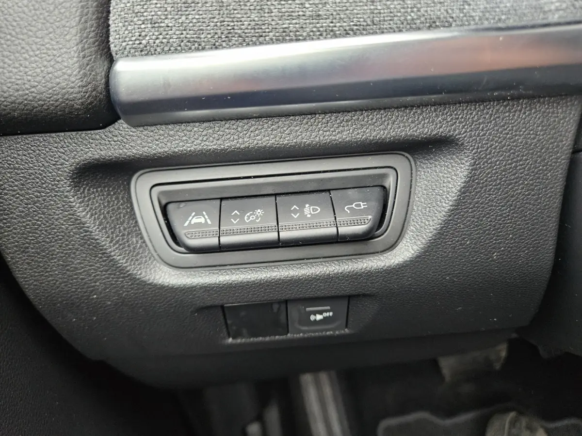 R135 Intens 52 kWh Koopaccu! SOH 94%! LED! Camera! NAP! Airco/Clima! PDC! Cruise Control! Navigatie!