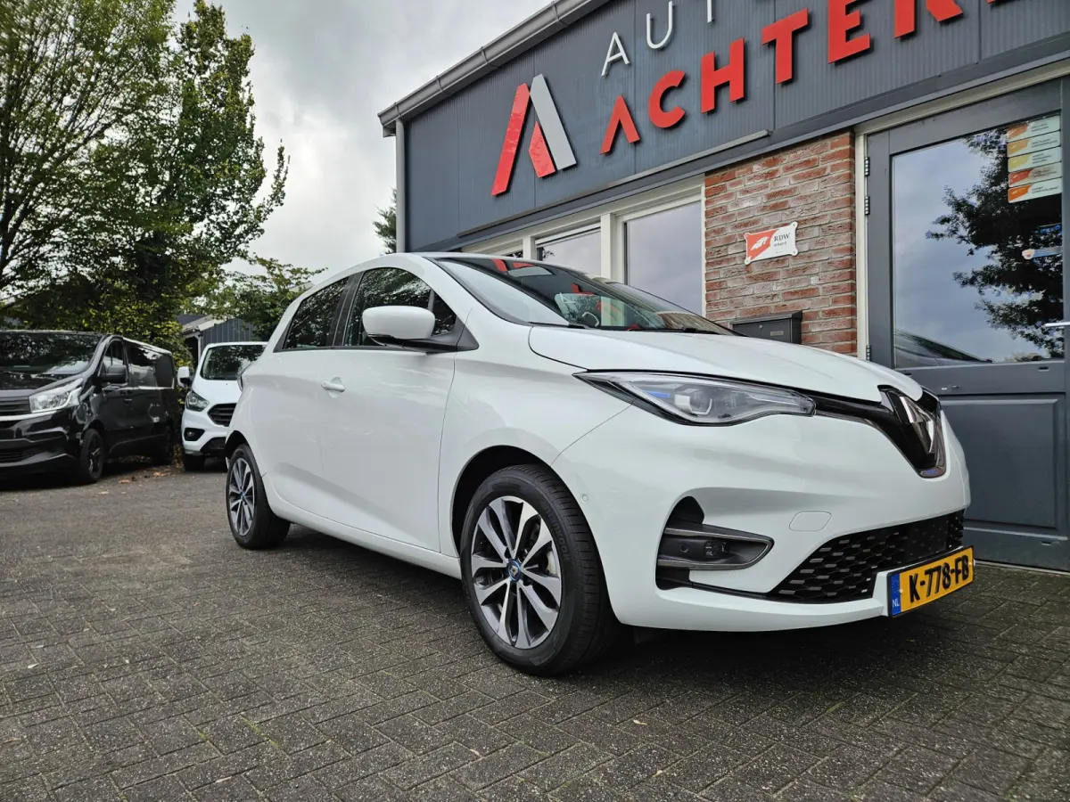 R135 Intens 52 kWh Koopaccu! SOH 94%! LED! Camera! NAP! Airco/Clima! PDC! Cruise Control! Navigatie!