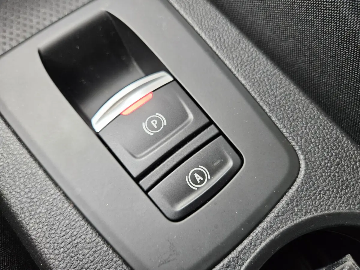 R135 Intens 52 kWh Koopaccu! SOH 94%! LED! Camera! NAP! Airco/Clima! PDC! Cruise Control! Navigatie!