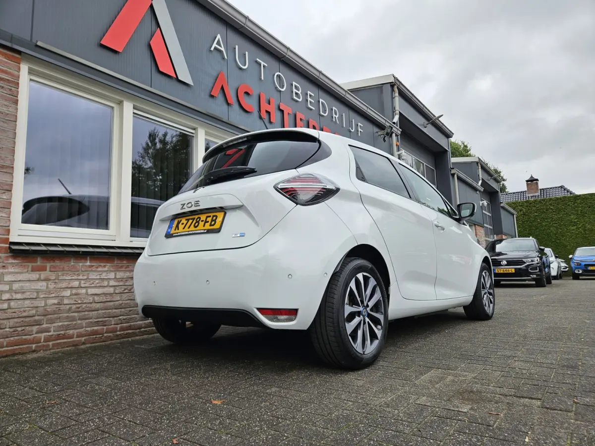 R135 Intens 52 kWh Koopaccu! SOH 94%! LED! Camera! NAP! Airco/Clima! PDC! Cruise Control! Navigatie!