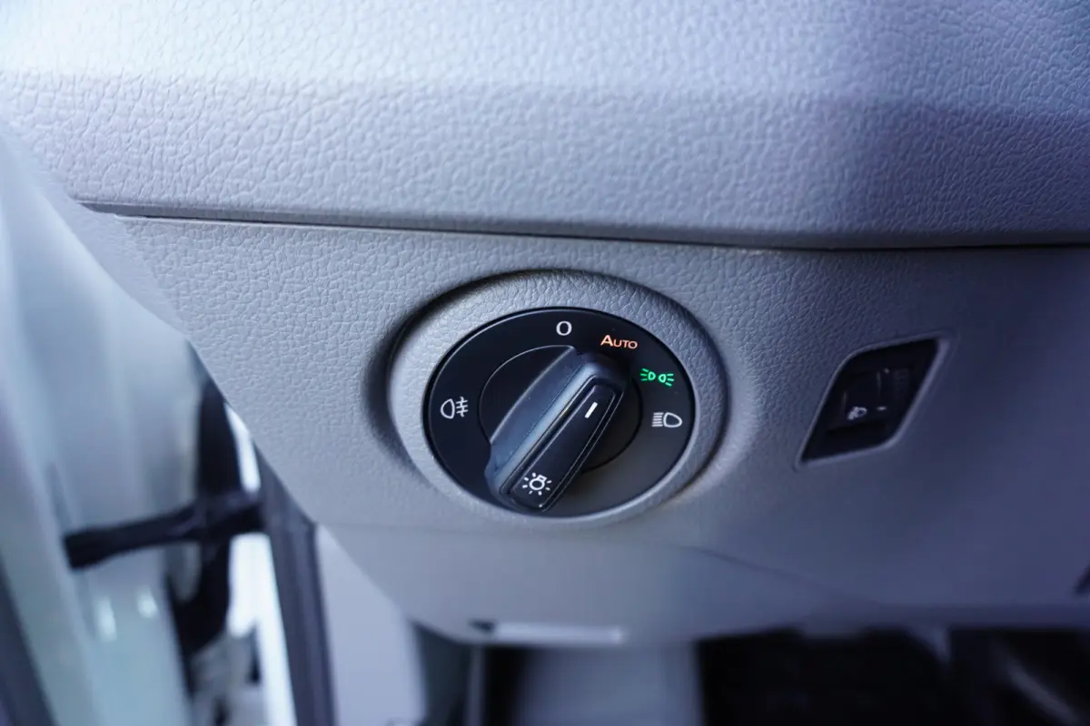 140pk Automaat L3H2/L2H1 Apple carplay Camera Parkeersensoren Stoelverwarming Airco 3-zits