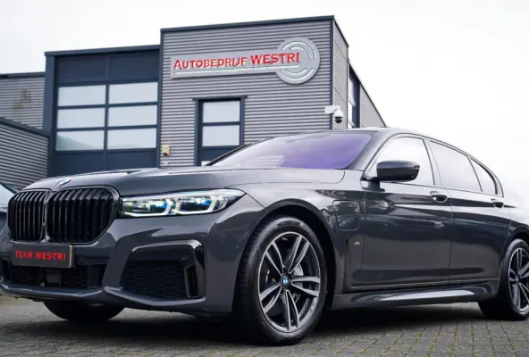 745e High Executive | Massage | Softclose | Achterbankverwarming | 360 | Head Up Display | Carplay