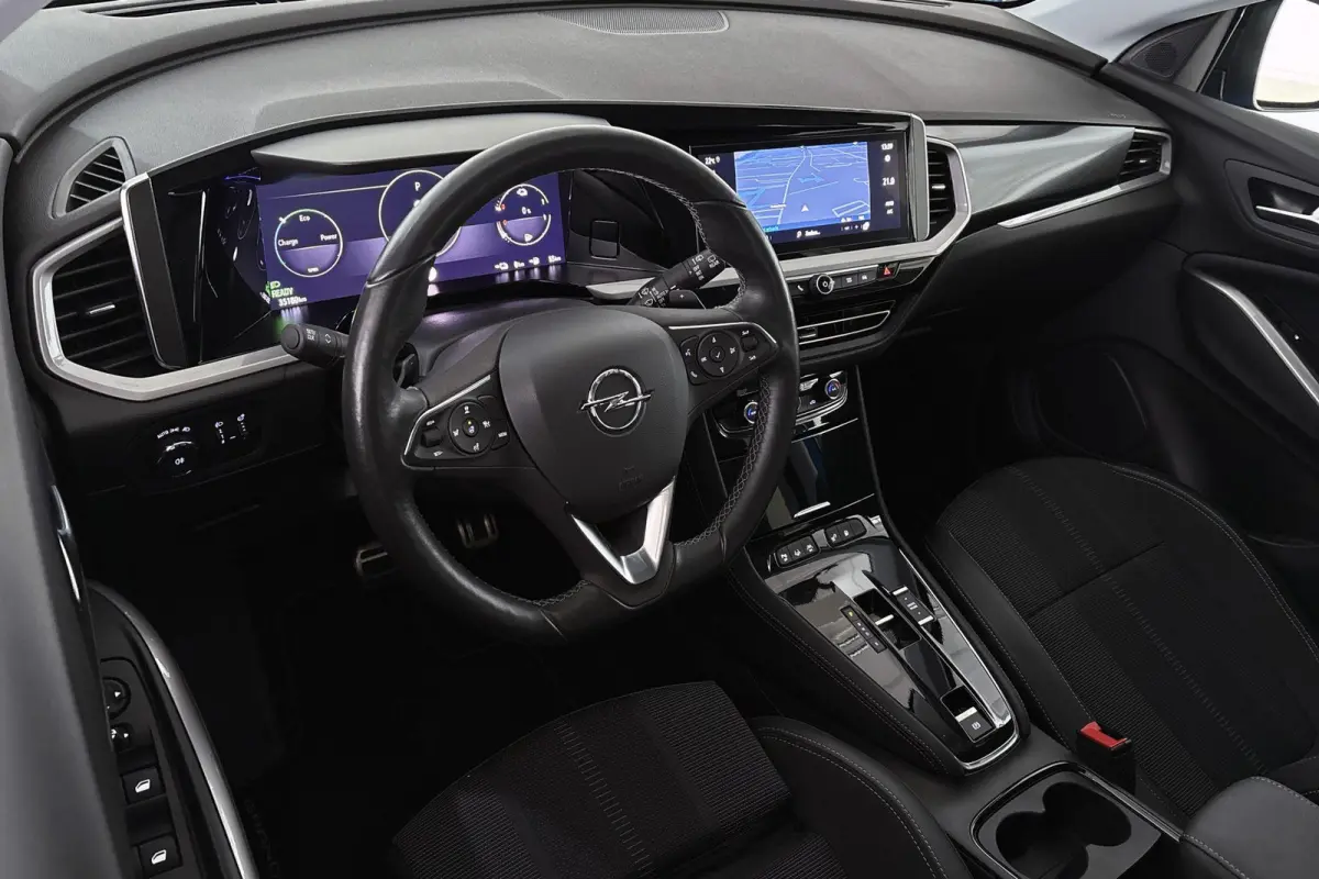 1.6 Turbo Plug-In Hybrid Level 3 GS Navi Camera Apple CarPLay