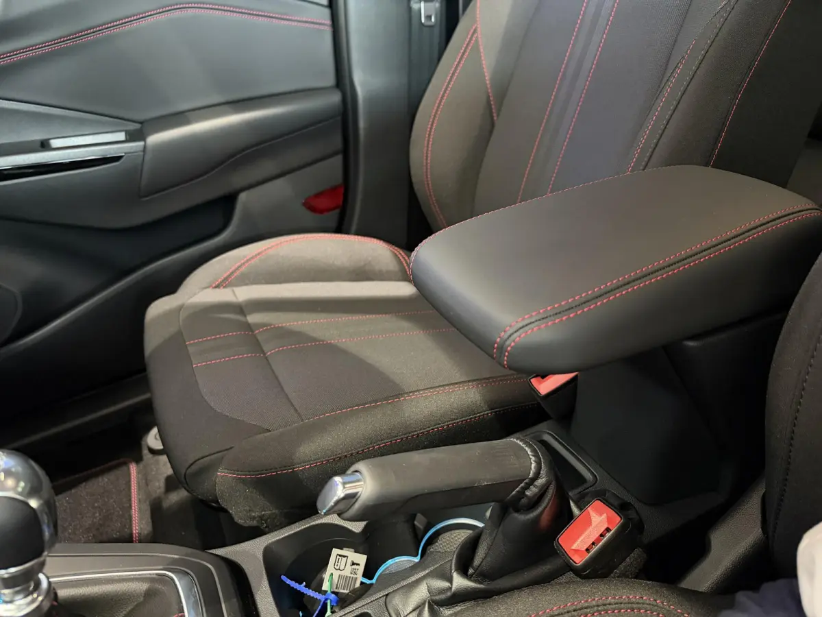 1.0 EcoBoost ST-Line | Direct leverbaar | €8725,- voorraad voordeel | Winter pack | Comfort Pack |