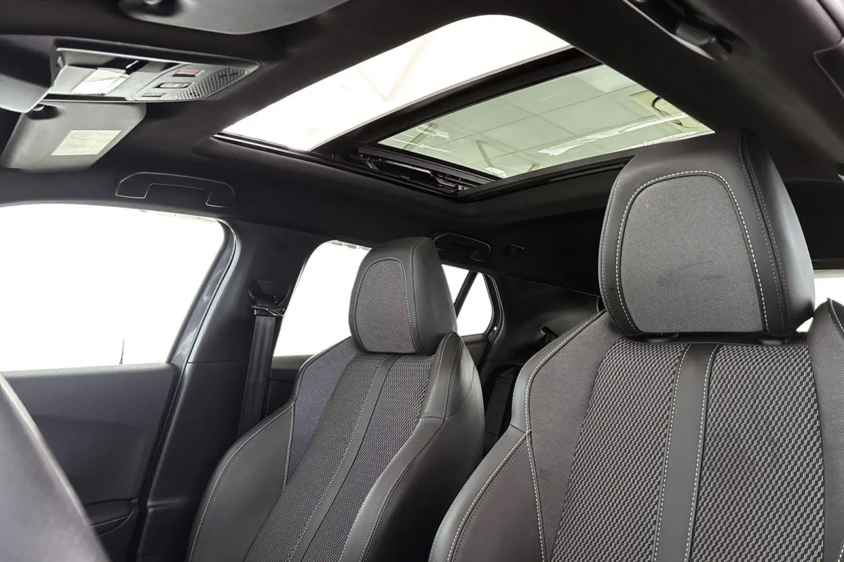 EV GT 54 kWh Panoramadak Keyless Camera