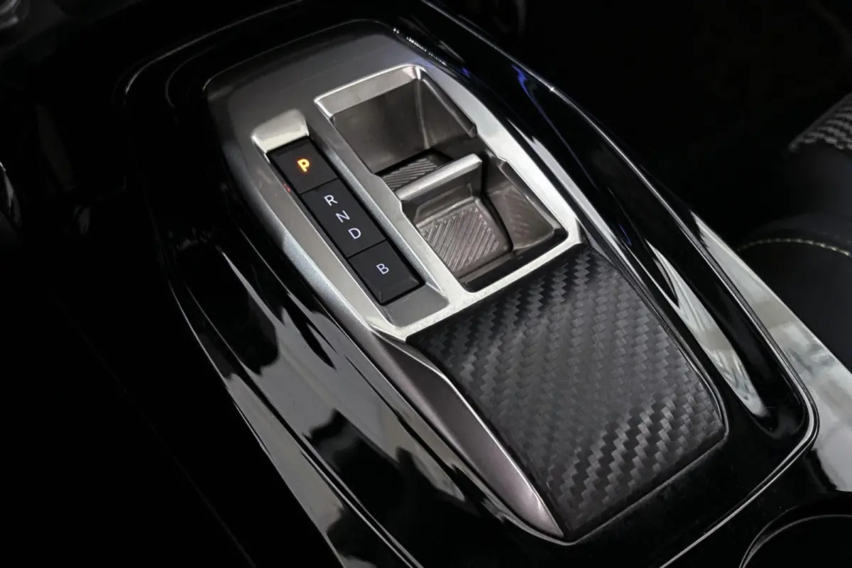EV GT 54 kWh Panoramadak Keyless Camera