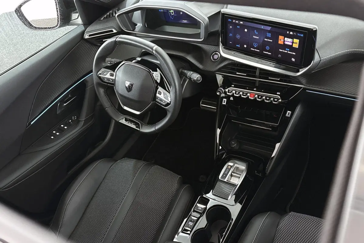 EV GT 54 kWh Panoramadak Keyless Camera
