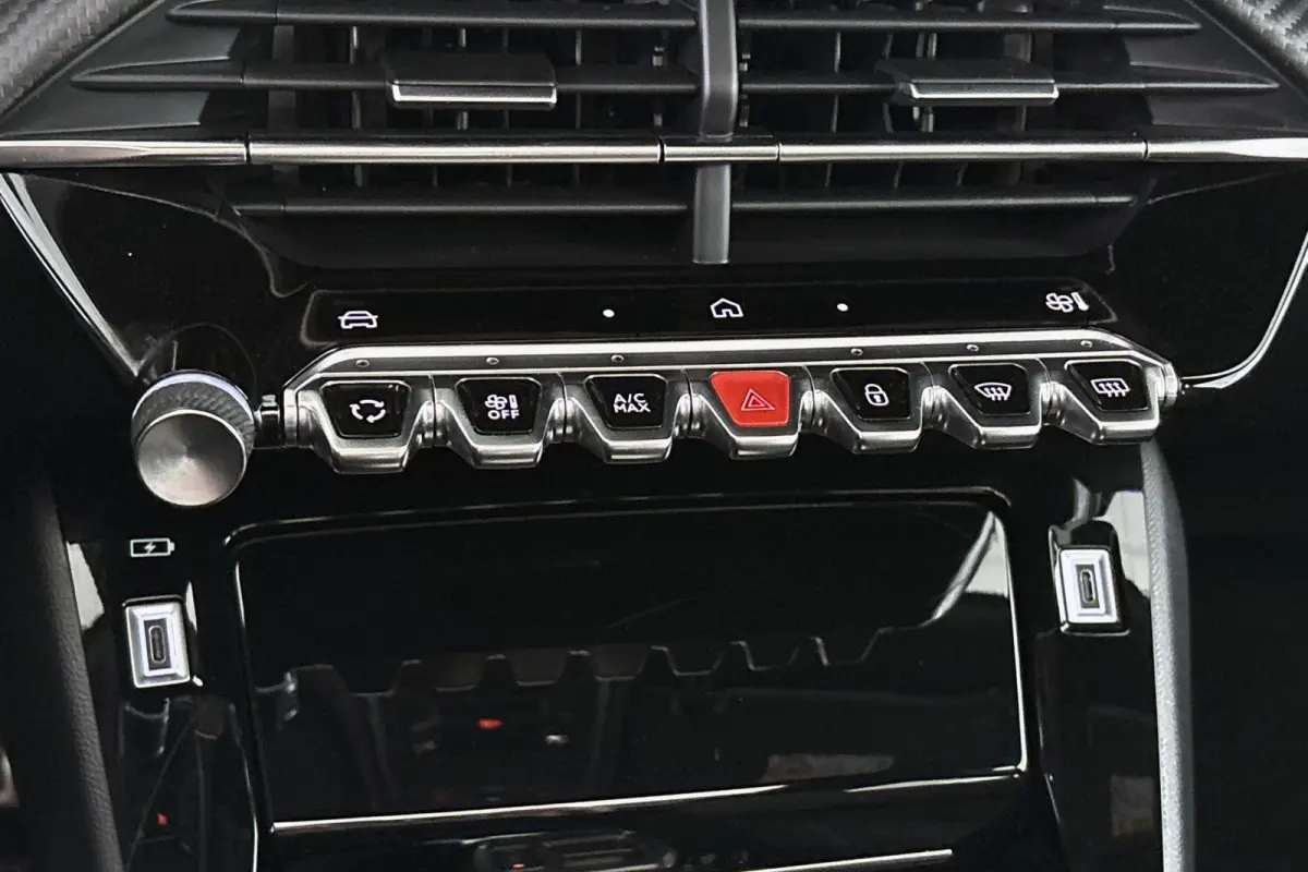 EV GT 54 kWh Panoramadak Keyless Camera