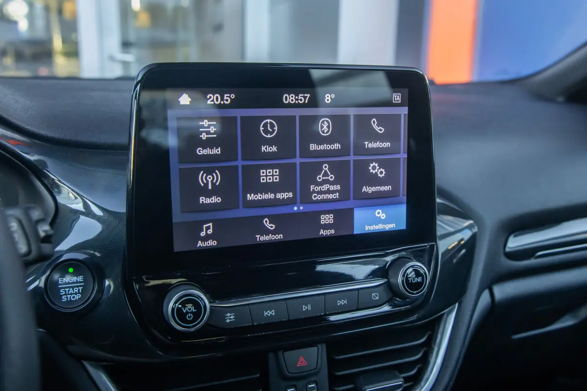 1.0 EcoBoost ST-Line | Trekhaak | Apple Carplay/Android Auto | Cruise control | Parkeersensoren | Airco | Apple Carplay/Android Auto|telefoonintegratie premium | Cruise control | Lichtmetale