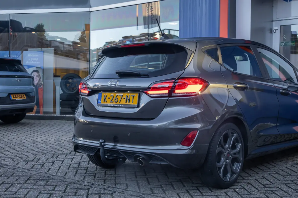 1.0 EcoBoost ST-Line | Trekhaak | Apple Carplay/Android Auto | Cruise control | Parkeersensoren | Airco | Apple Carplay/Android Auto|telefoonintegratie premium | Cruise control | Lichtmetale