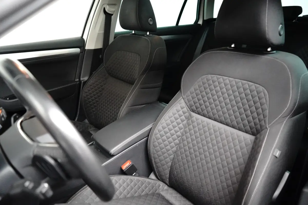 1.4 TSI iV 218PK PHEV DSG-6 Business Edition Plus | PANORAMADAK | STUUR+STOELVERW. | CAMERA | CARPLAY | NAVIGATIE | 18 INCH | CLIMATE CONTROL |