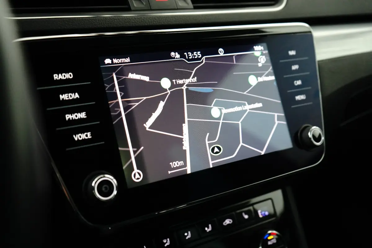 1.4 TSI iV 218PK PHEV DSG-6 Business Edition Plus | PANORAMADAK | STUUR+STOELVERW. | CAMERA | CARPLAY | NAVIGATIE | 18 INCH | CLIMATE CONTROL |