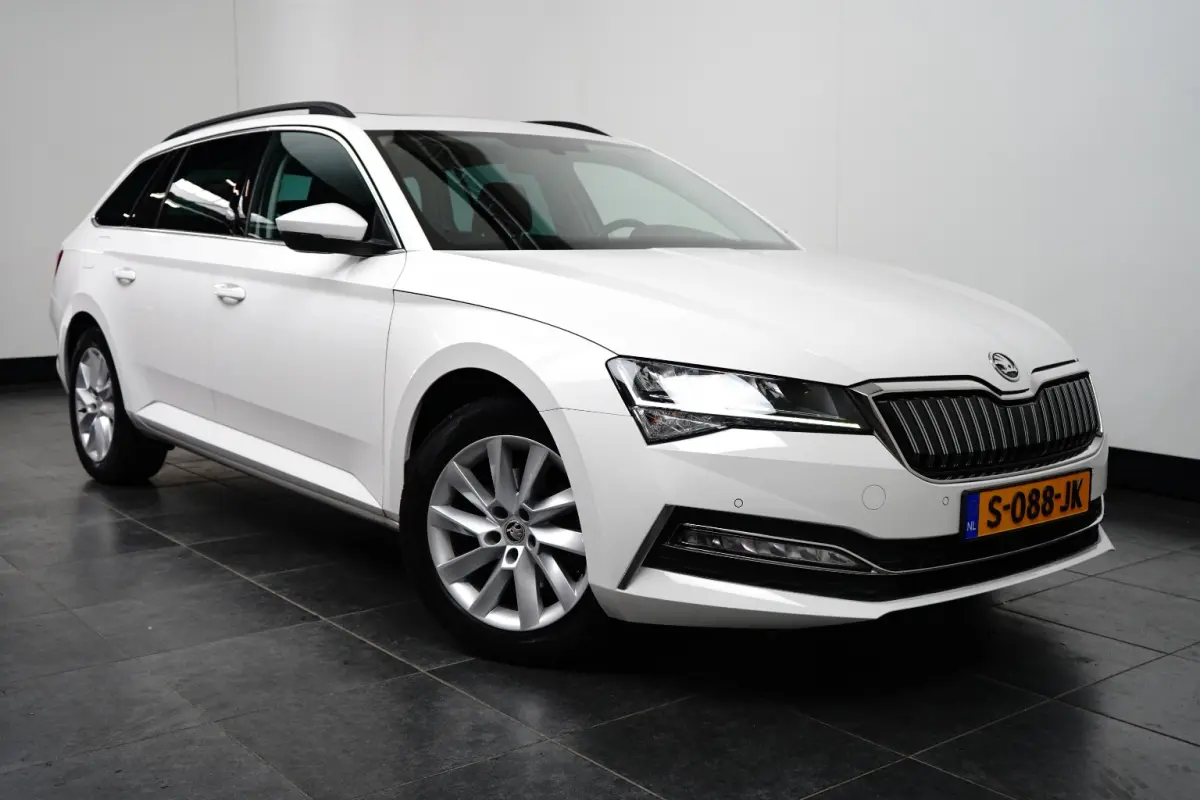 1.4 TSI iV 218PK PHEV DSG-6 Business Edition Plus | PANORAMADAK | STUUR+STOELVERW. | CAMERA | CARPLAY | NAVIGATIE | 18 INCH | CLIMATE CONTROL |