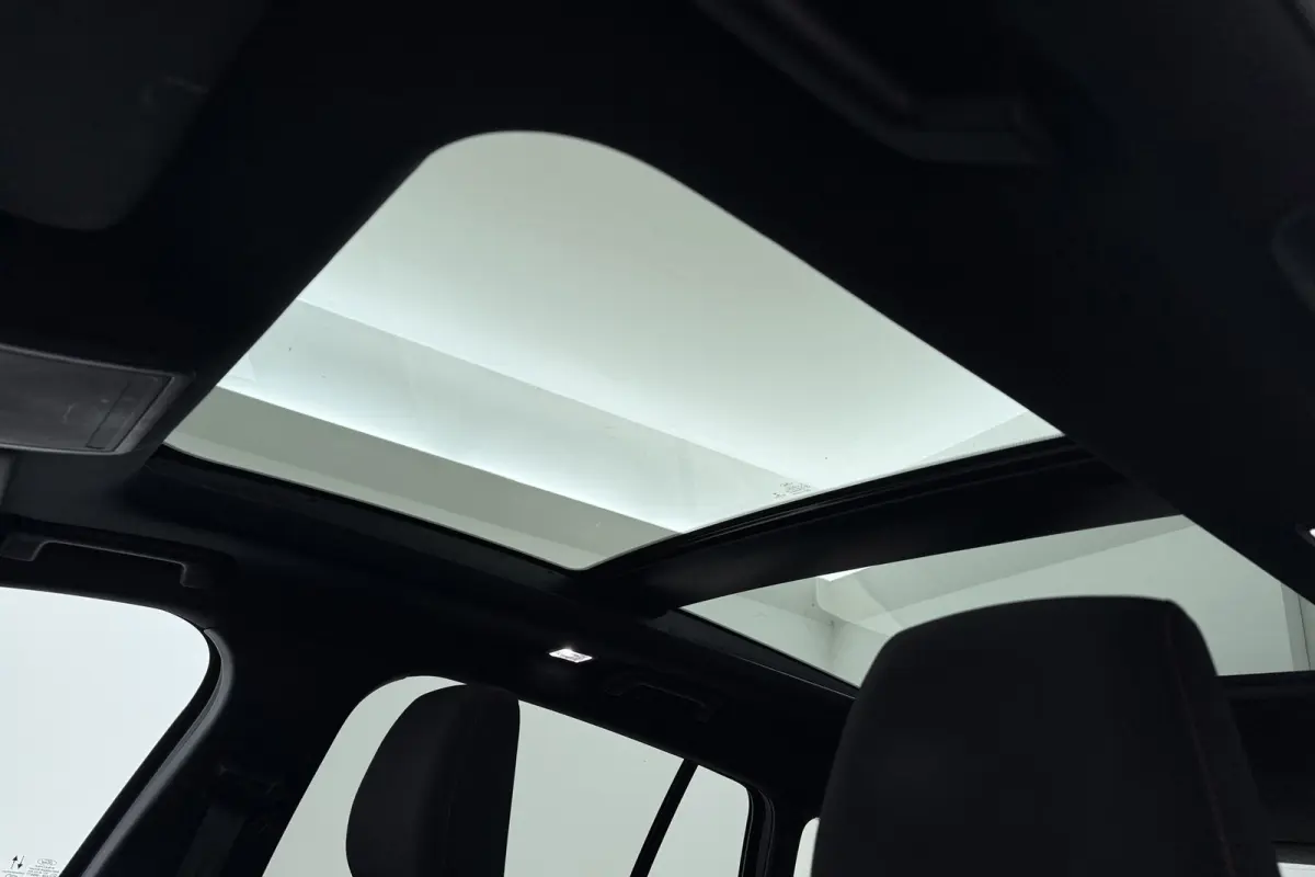 1.0 EcoBoost Hybrid ST Line Style | Panoramadak | CarPlay | Winter Pack | Camera | Adap. Cruise |