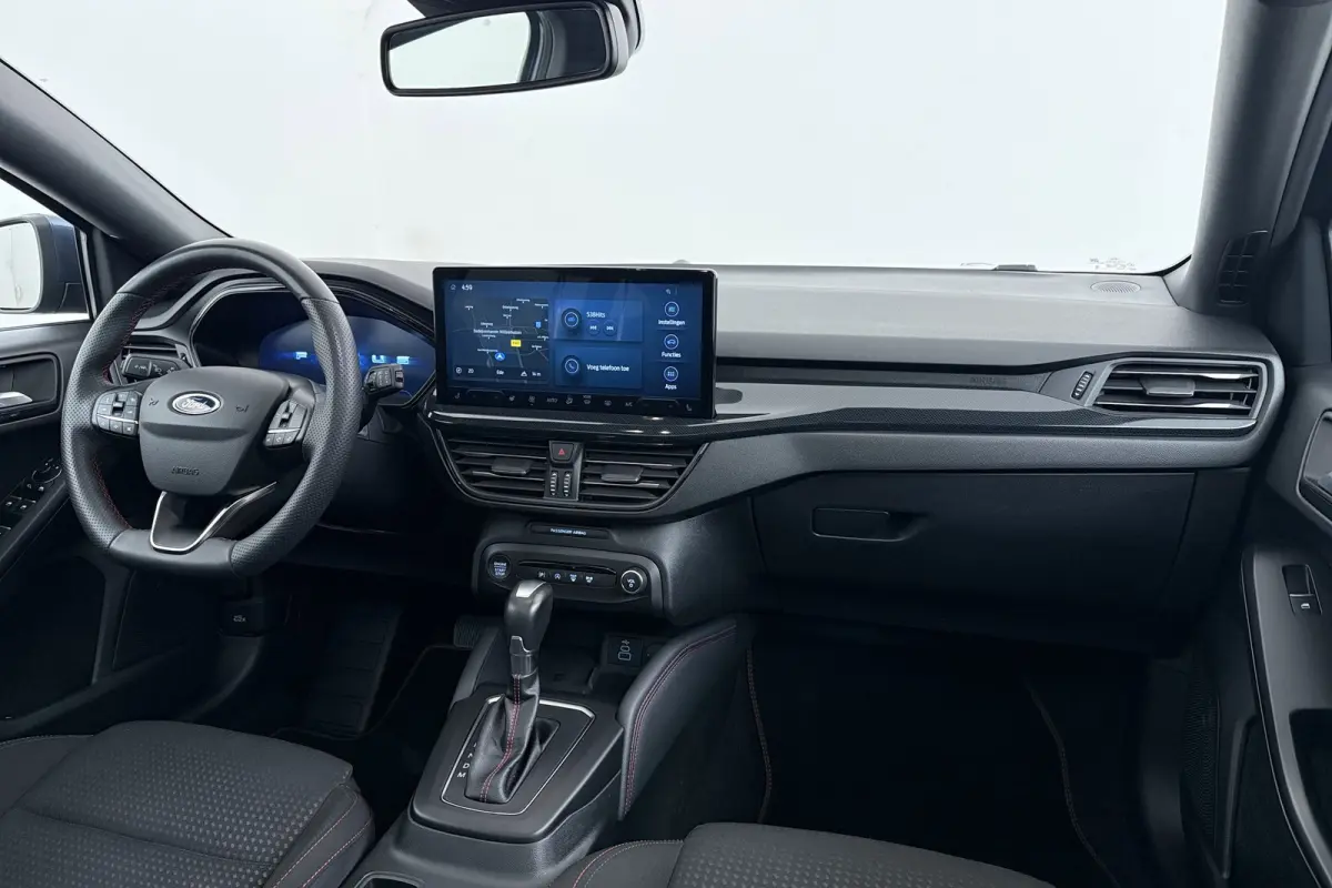 1.0 EcoBoost Hybrid ST Line Style | Panoramadak | CarPlay | Winter Pack | Camera | Adap. Cruise |