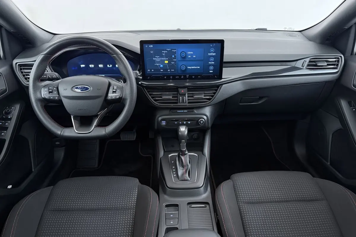 1.0 EcoBoost Hybrid ST Line Style | Panoramadak | CarPlay | Winter Pack | Camera | Adap. Cruise |