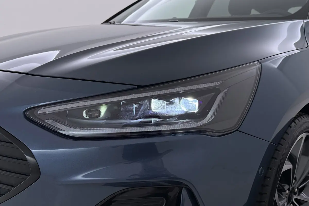 1.0 EcoBoost Hybrid ST Line Style | Panoramadak | CarPlay | Winter Pack | Camera | Adap. Cruise |