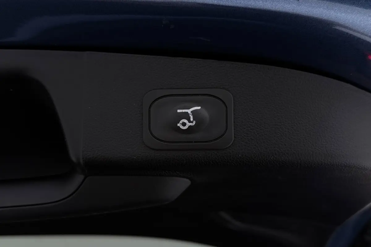 1.0 EcoBoost Hybrid ST Line Style | Panoramadak | CarPlay | Winter Pack | Camera | Adap. Cruise |