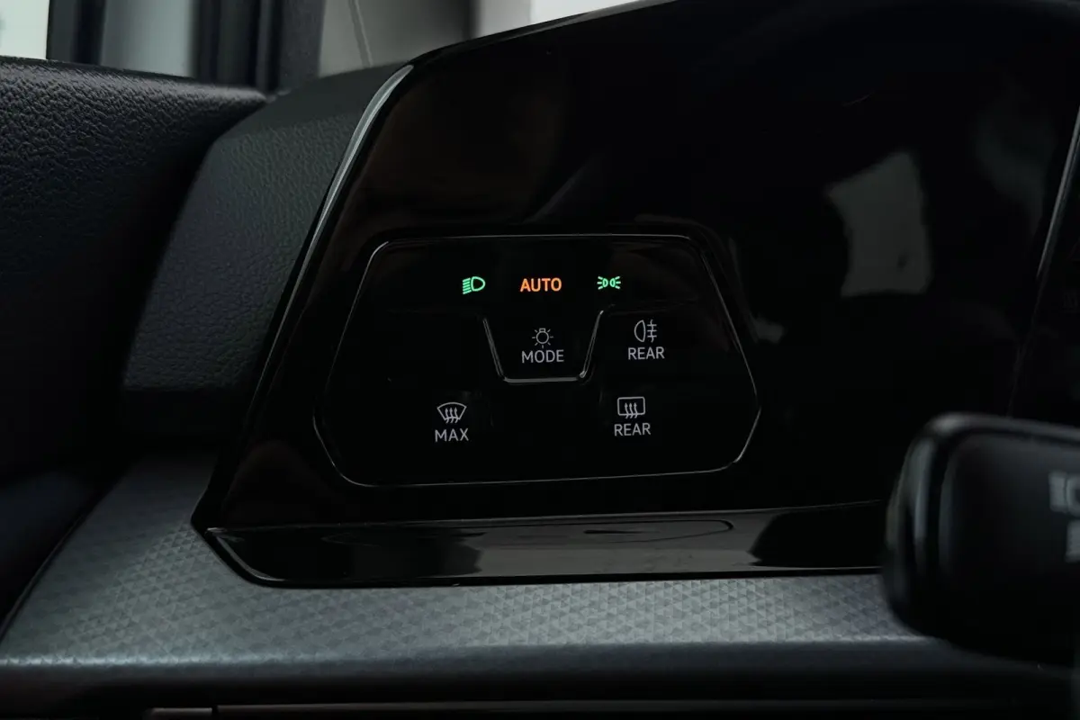 1.5 TSI Active | 150 PK | Digital Cockpit | CarPlay | Stuur-/Stoelverwarming | Adap. Cruise |