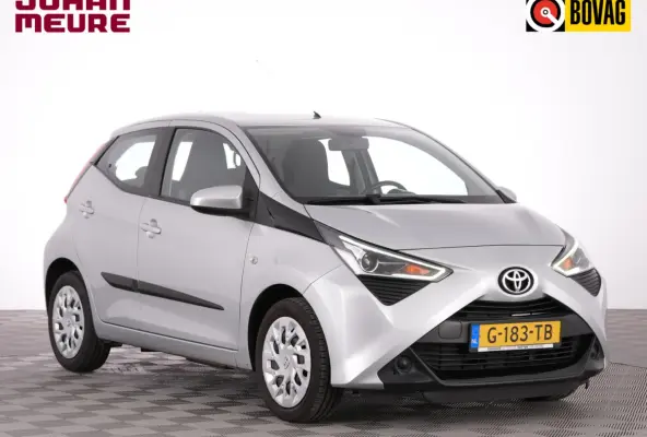 1.0 VVT-i x-play | AIRCO | CAMERA | CARPLAY !