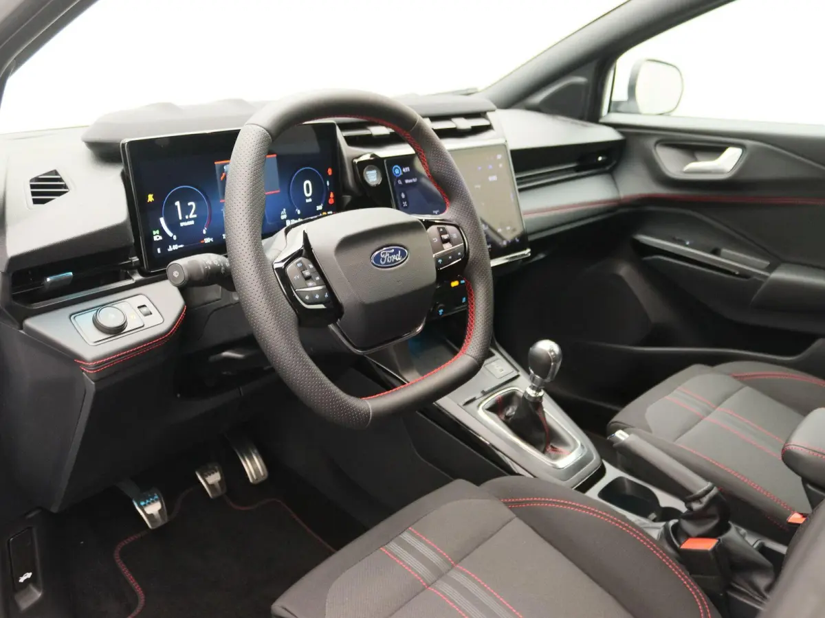 1.0 EcoBoost ST-Line | UIT VOORRAAD LEVERBAAR | Winter Pack | Keyless Entry | Elektrische achterklep |