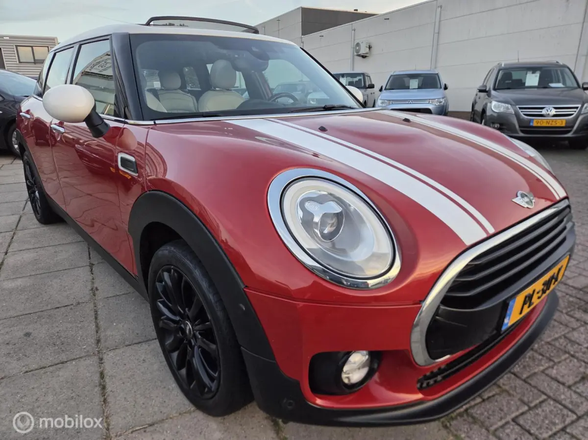 1.5 Cooper Chili Serious Bsns AUT/PANO/LEDER