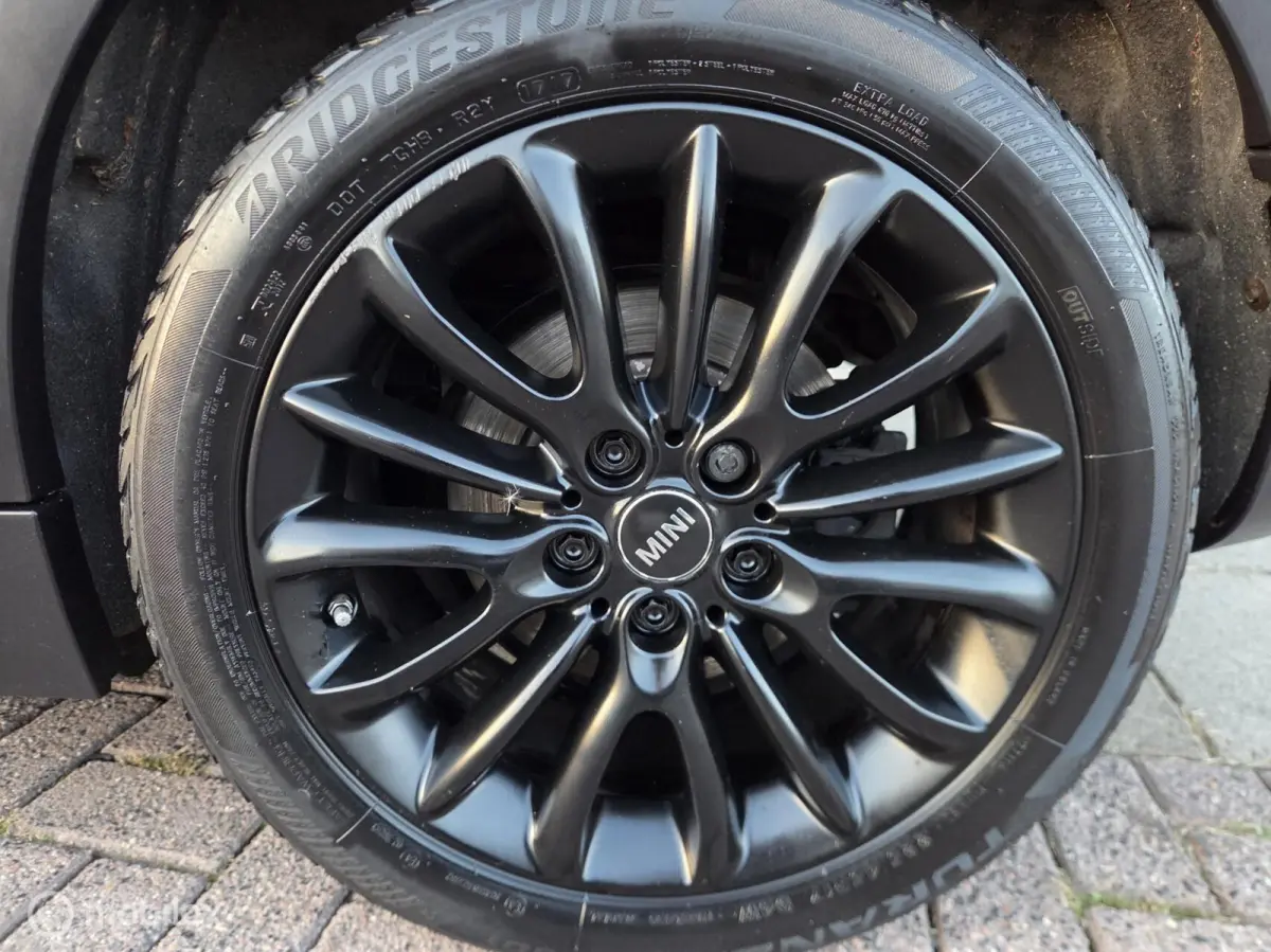 1.5 Cooper Chili Serious Bsns AUT/PANO/LEDER