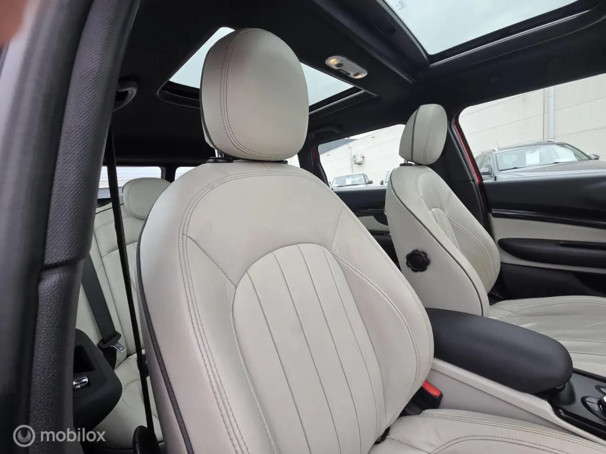 1.5 Cooper Chili Serious Bsns AUT/PANO/LEDER