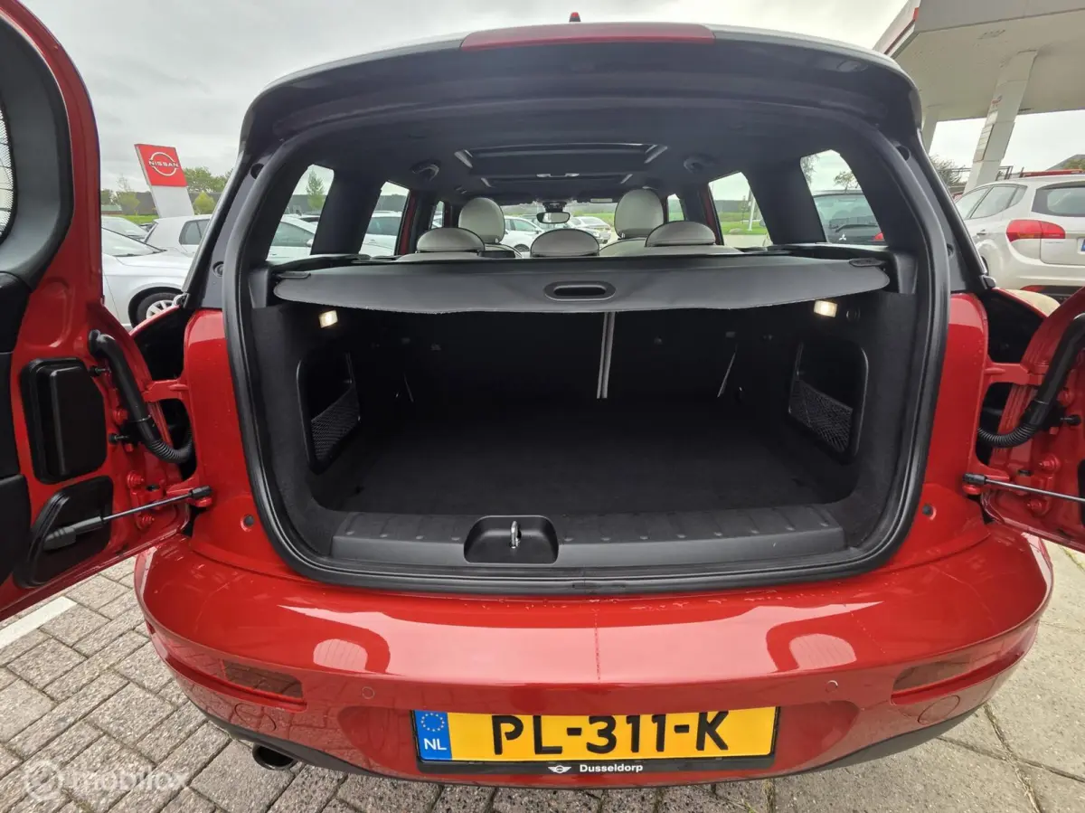 1.5 Cooper Chili Serious Bsns AUT/PANO/LEDER