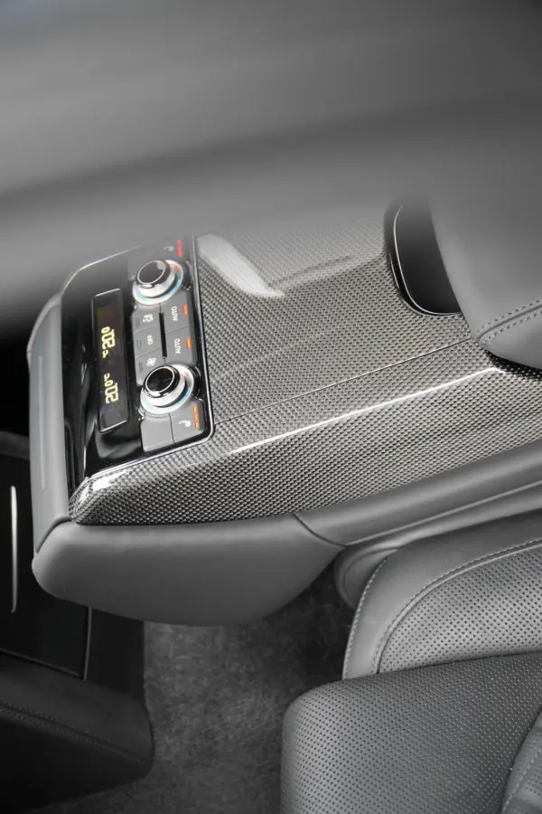 4.0 TFSI S8 plus quattro Pro Line+ 605 PK