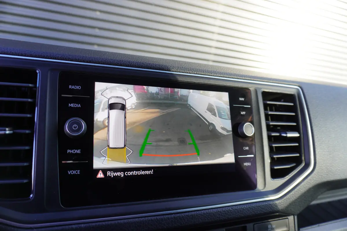 140pk Automaat L3H3/L2H2 Apple carplay Camera Navigatie Parkeersensoren Cruise control 3-zits