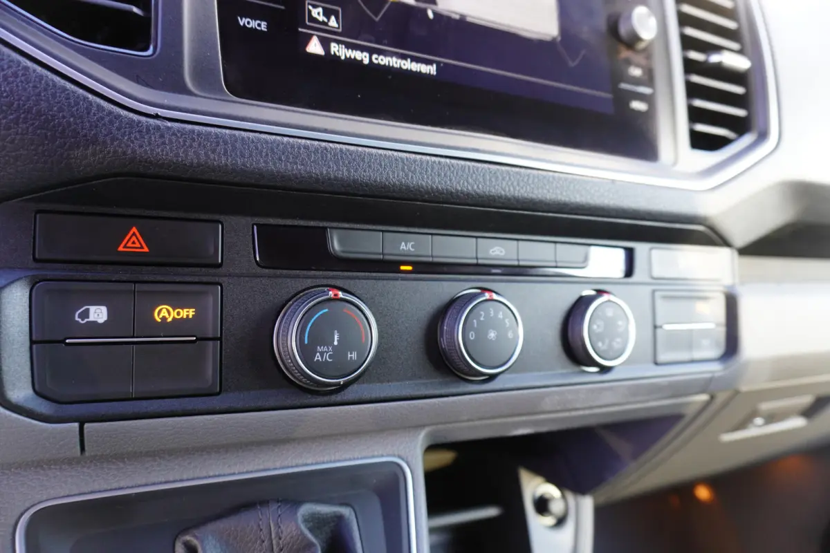 140pk Automaat L3H3/L2H2 Apple carplay Camera Navigatie Parkeersensoren Cruise control 3-zits