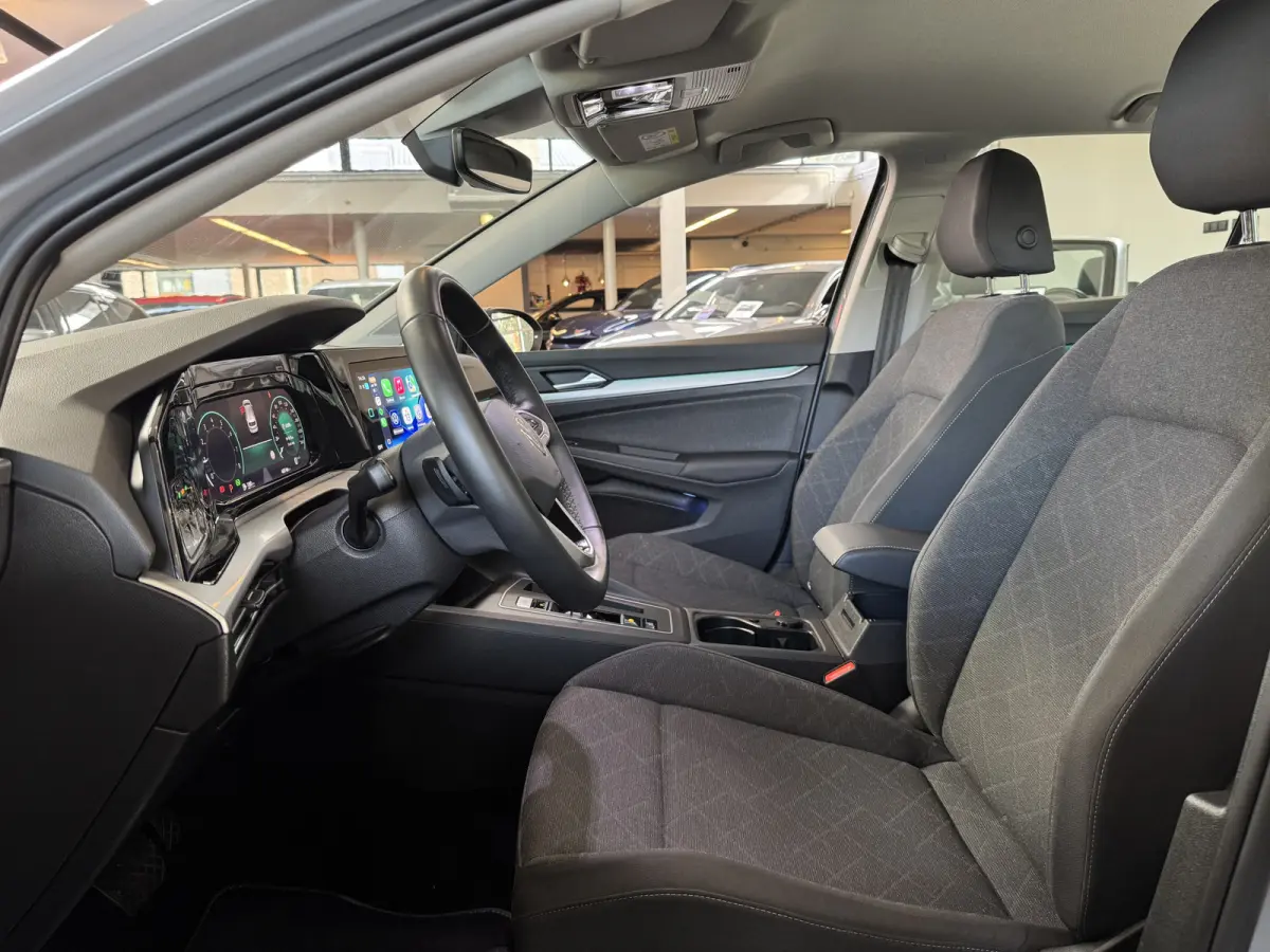 1.5 eTSI DSG LIFE BUSINESS CAMERA/ACC/CARPLAY/SFEERVERL.