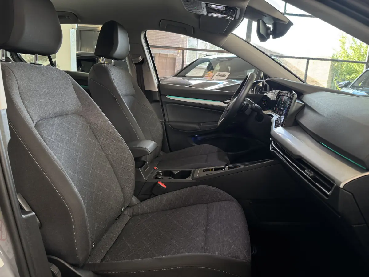 1.5 eTSI DSG LIFE BUSINESS CAMERA/ACC/CARPLAY/SFEERVERL.